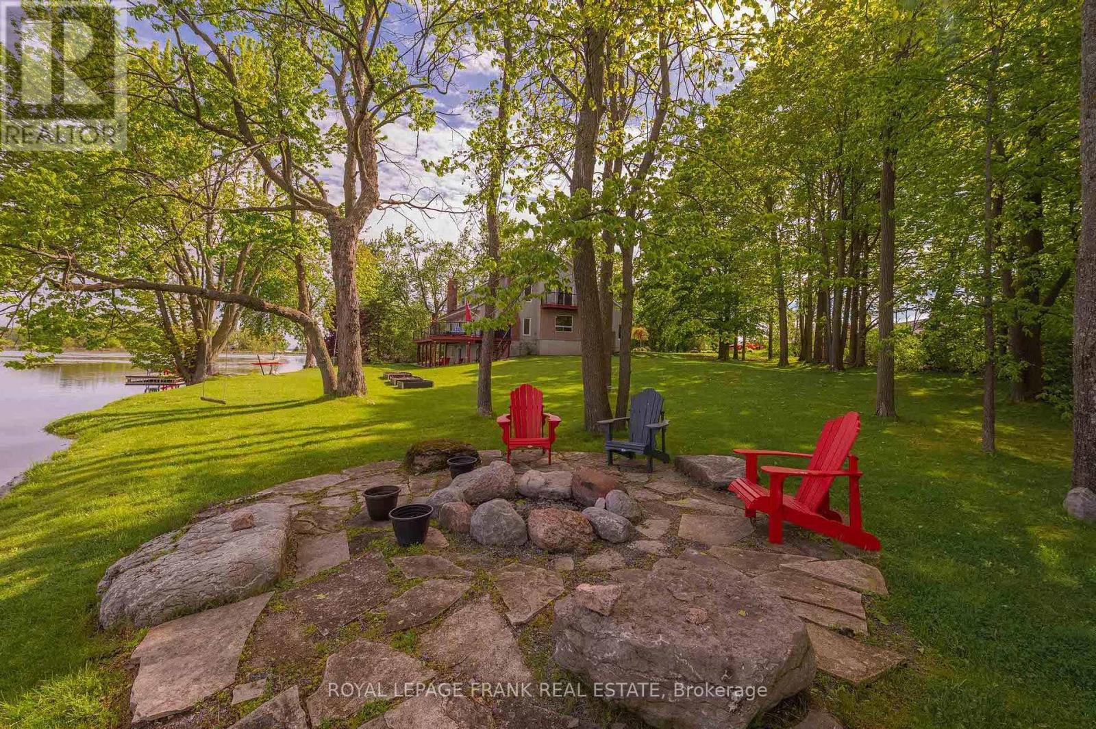 












978 HARRINGTON LINE

,
Selwyn,




Ontario
K0L1T0

