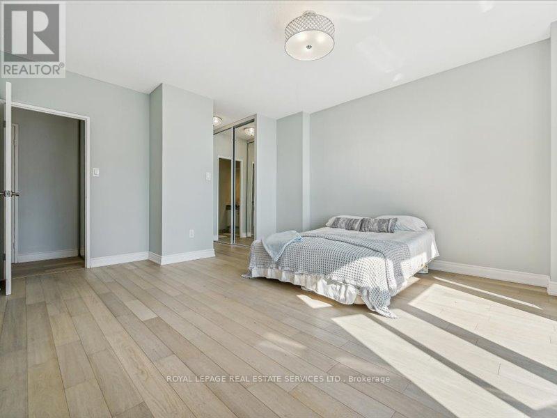 












708 - 5250 LAKESHORE ROAD

,
Burlington,




Ontario
L7L5L2

