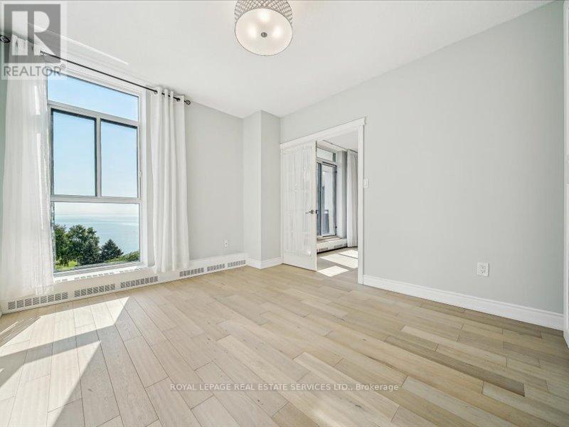 












708 - 5250 LAKESHORE ROAD

,
Burlington,




Ontario
L7L5L2

