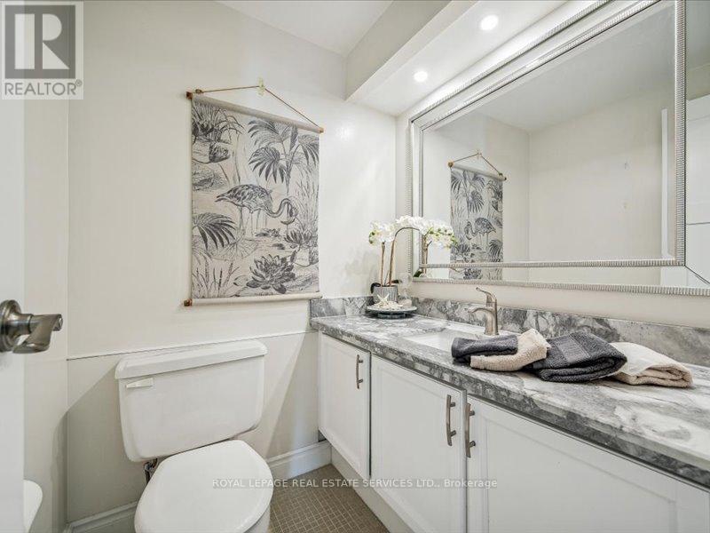 












708 - 5250 LAKESHORE ROAD

,
Burlington,




Ontario
L7L5L2

