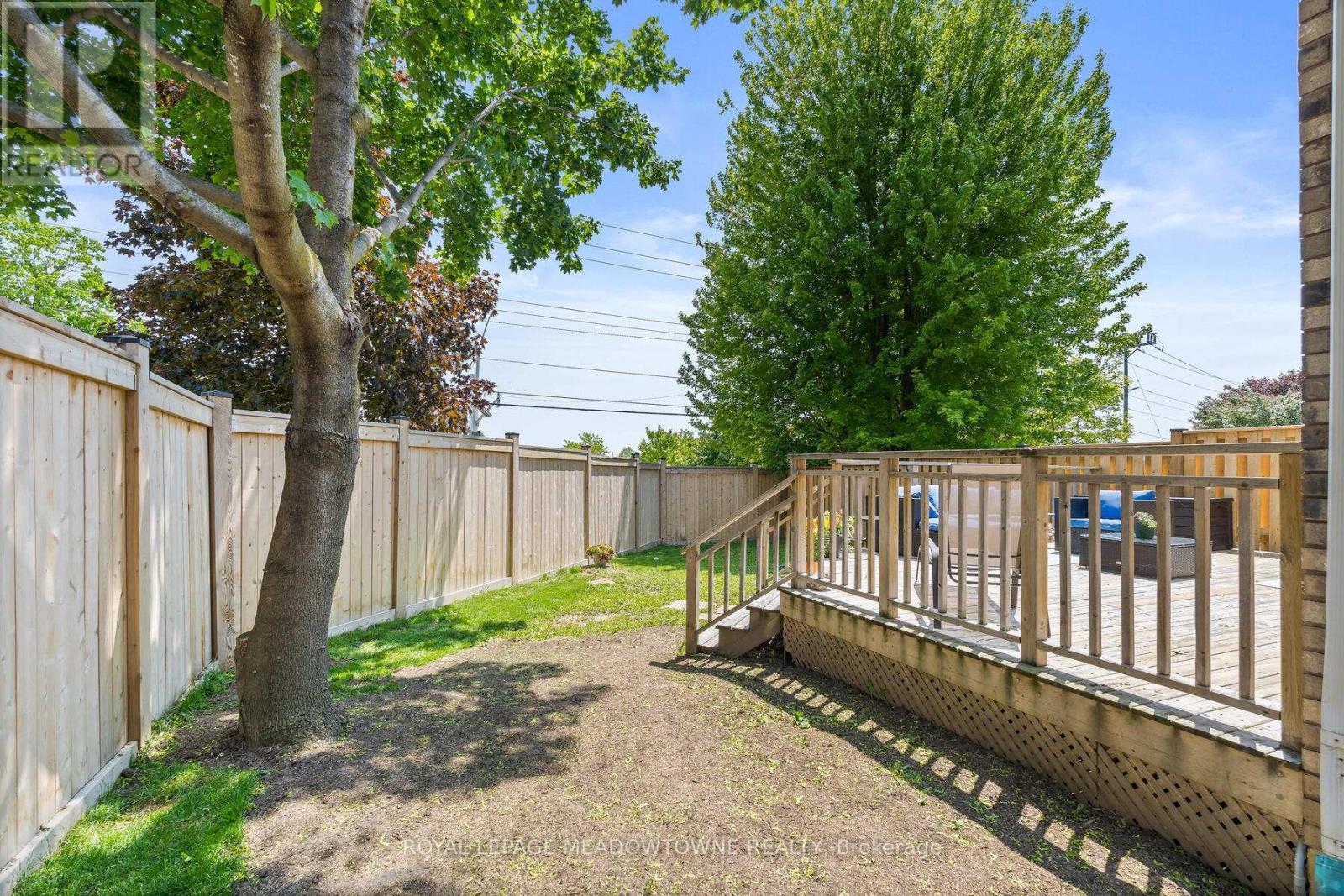 












1 MCCLURE COURT

,
Halton Hills,




Ontario
L7G5X6


