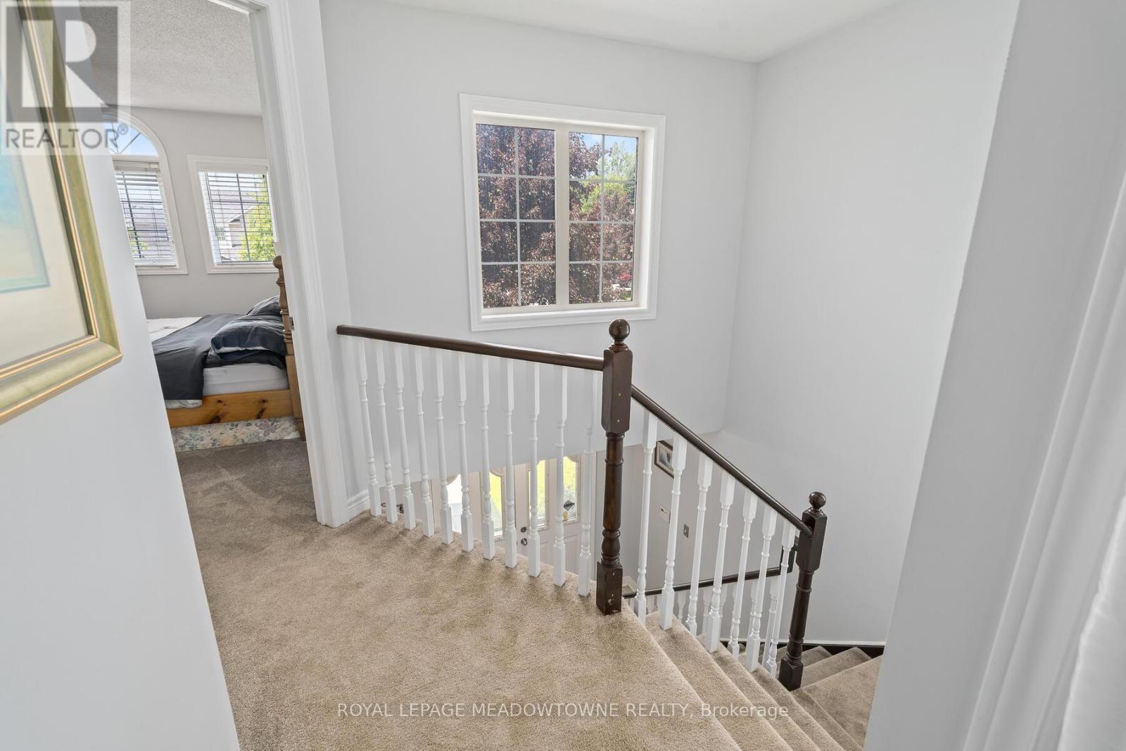 












1 MCCLURE COURT

,
Halton Hills,




Ontario
L7G5X6

