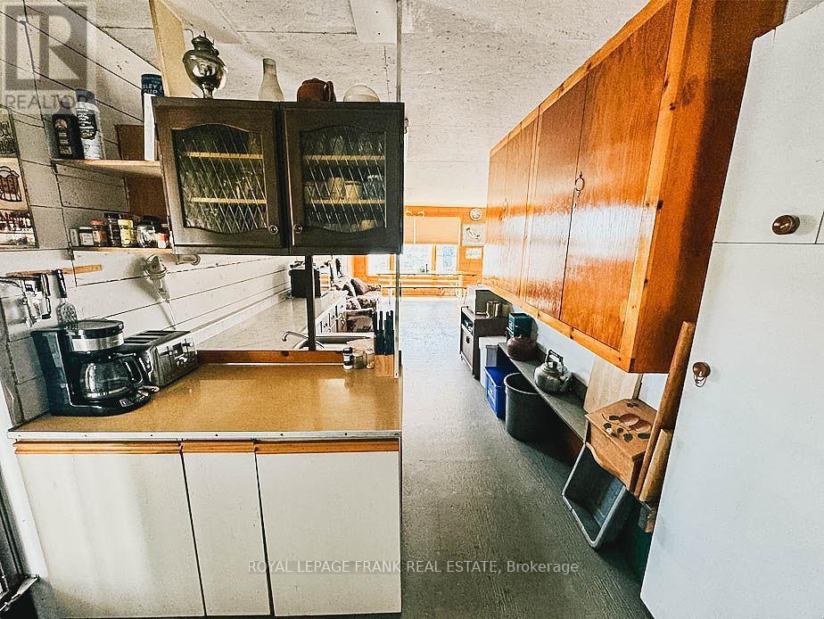 












23157 A&B HIGHWAY 62

,
Limerick,




Ontario
K0L1W0

