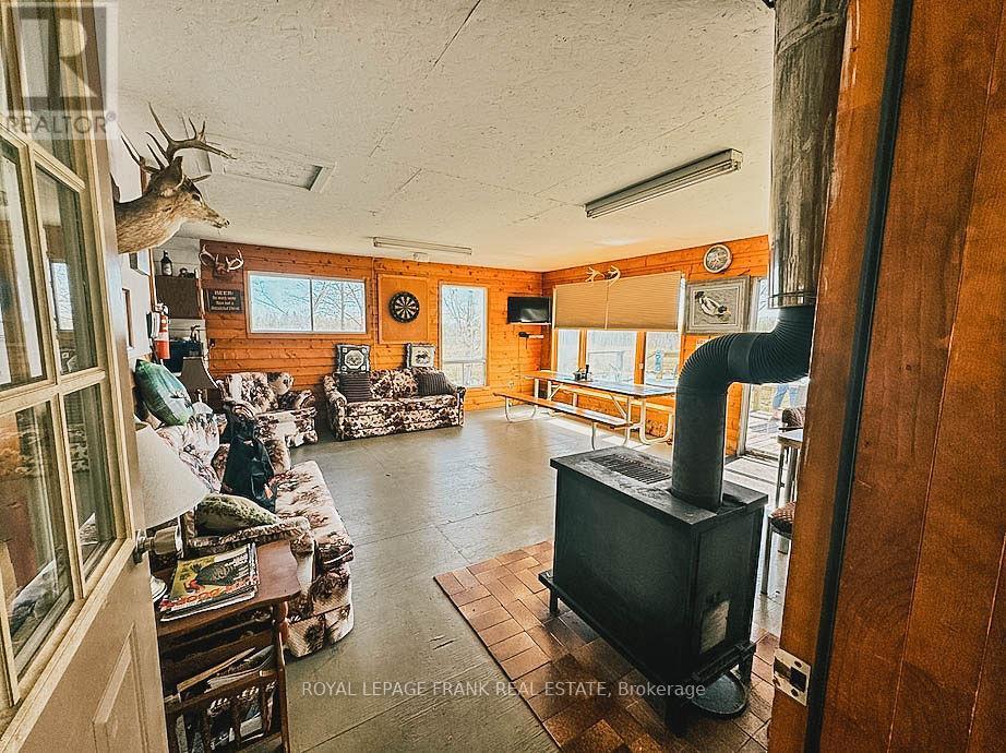 












23157 A&B HIGHWAY 62

,
Limerick,




Ontario
K0L1W0

