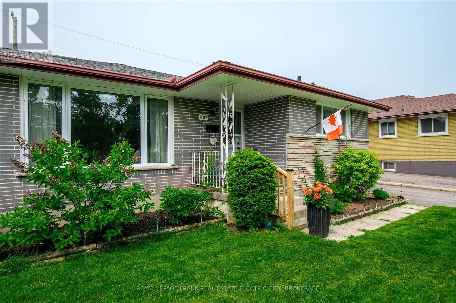 












887 WESTDALE AVENUE

,
Peterborough (Northcrest),




Ontario
K9H6C5

