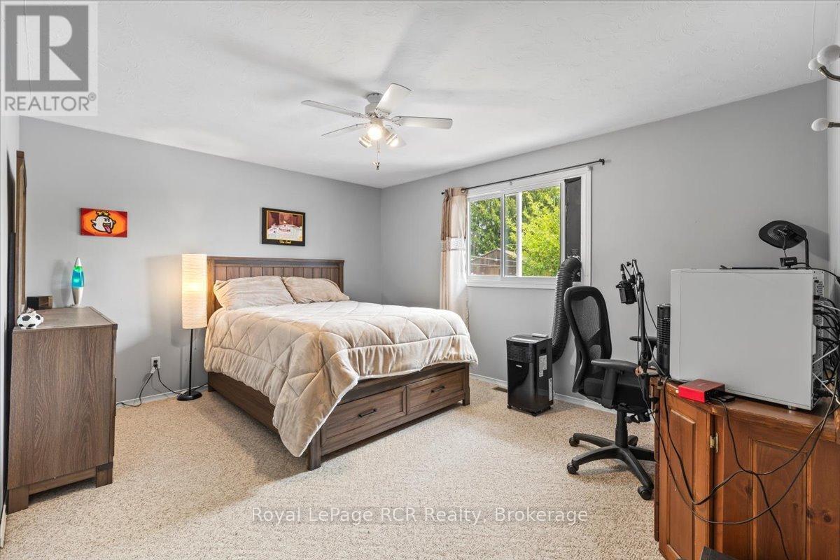 












607 2ND ST A STREET

,
Hanover,




Ontario
N4N3R1

