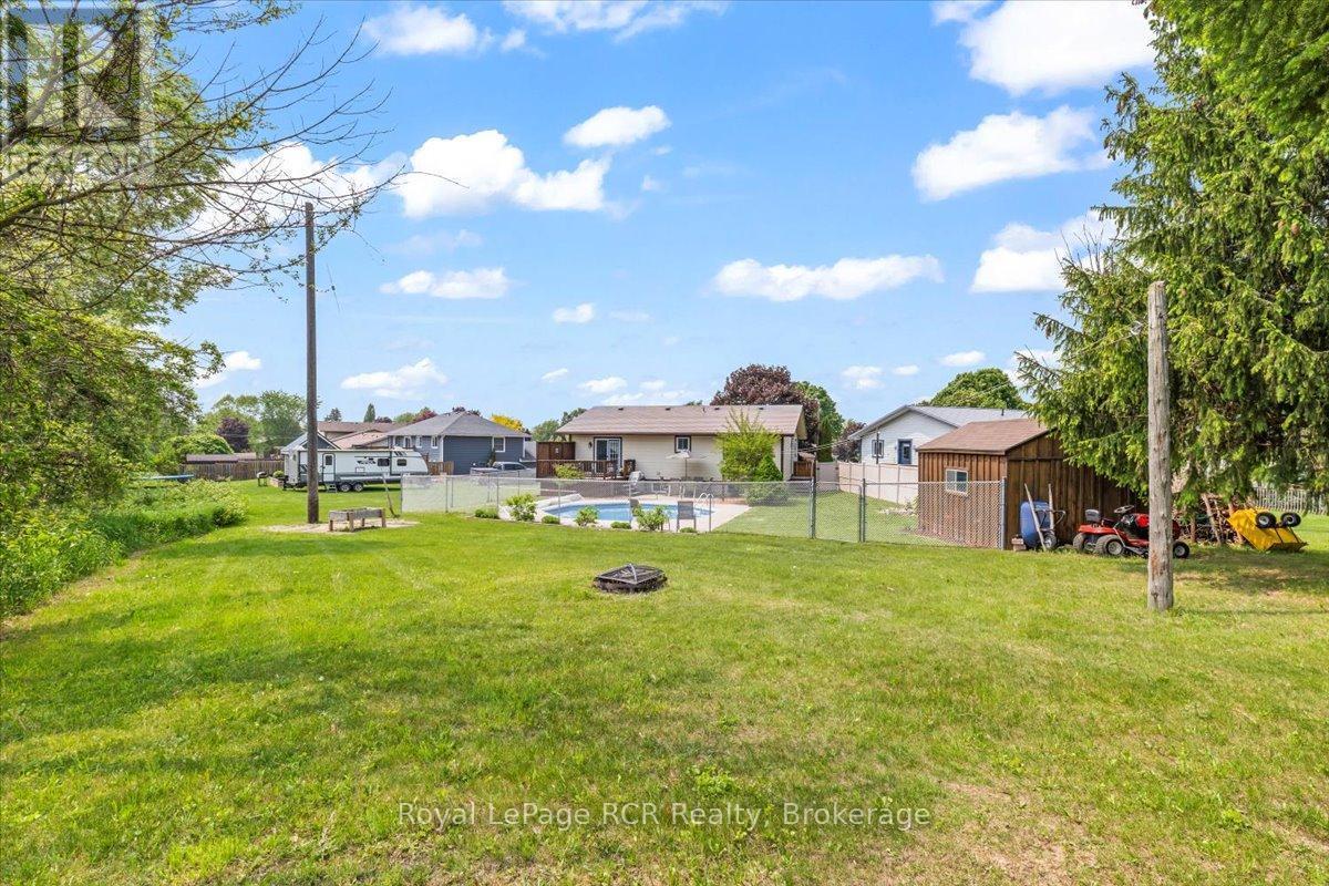 












607 2ND ST A STREET

,
Hanover,




Ontario
N4N3R1

