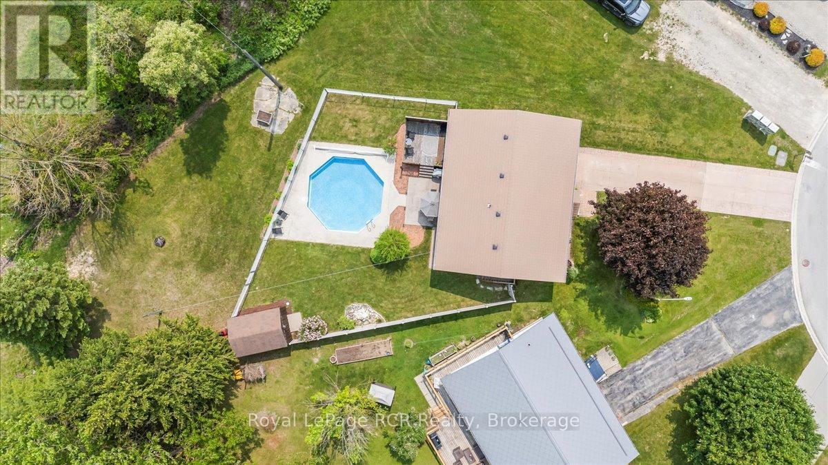 












607 2ND ST A STREET

,
Hanover,




Ontario
N4N3R1

