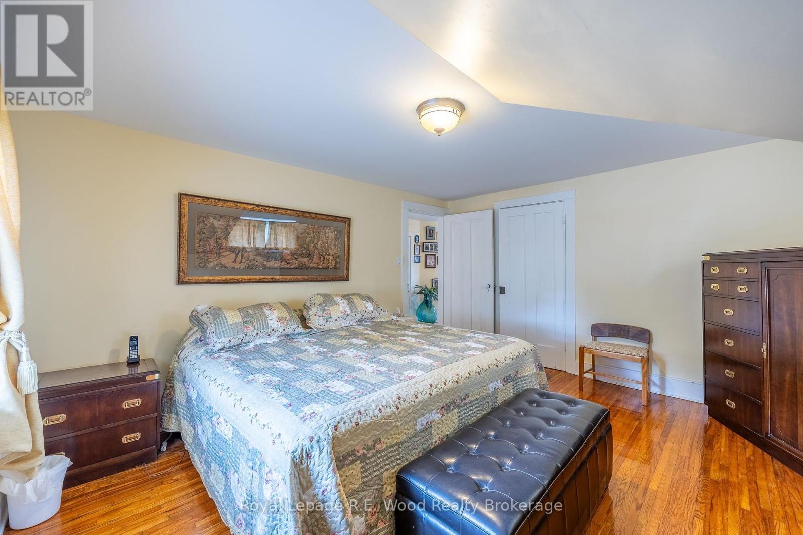 












25 EDISON DRIVE

,
Bayham (Vienna),




Ontario
N0J1Z0

