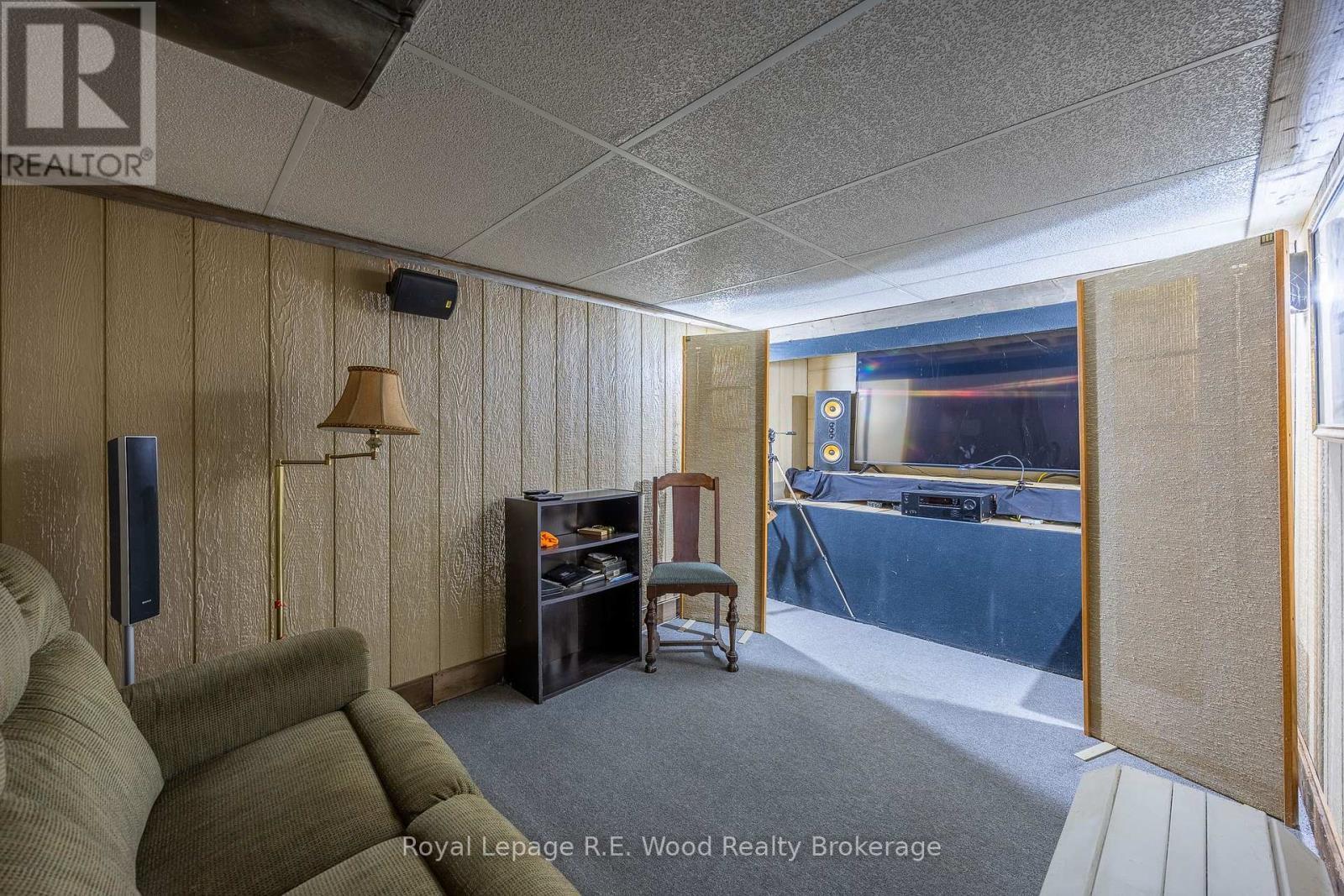 












25 EDISON DRIVE

,
Bayham (Vienna),




Ontario
N0J1Z0

