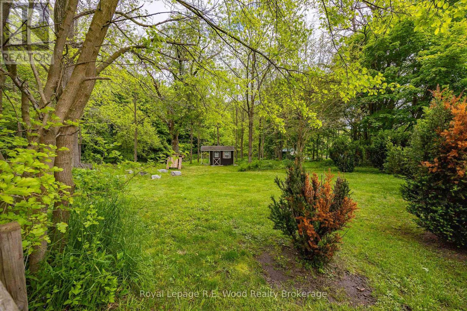 












25 EDISON DRIVE

,
Bayham (Vienna),




Ontario
N0J1Z0

