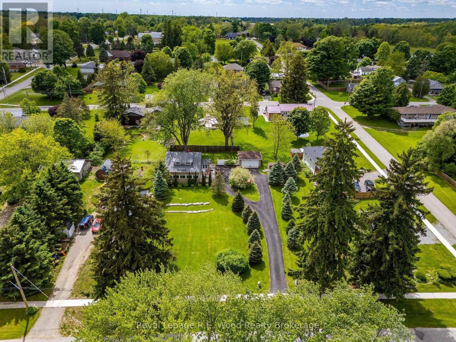 












25 EDISON DRIVE

,
Bayham (Vienna),




Ontario
N0J1Z0

