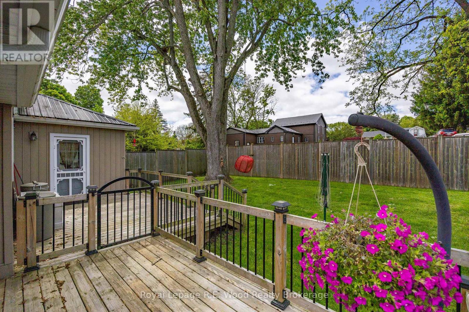 












25 EDISON DRIVE

,
Bayham (Vienna),




Ontario
N0J1Z0

