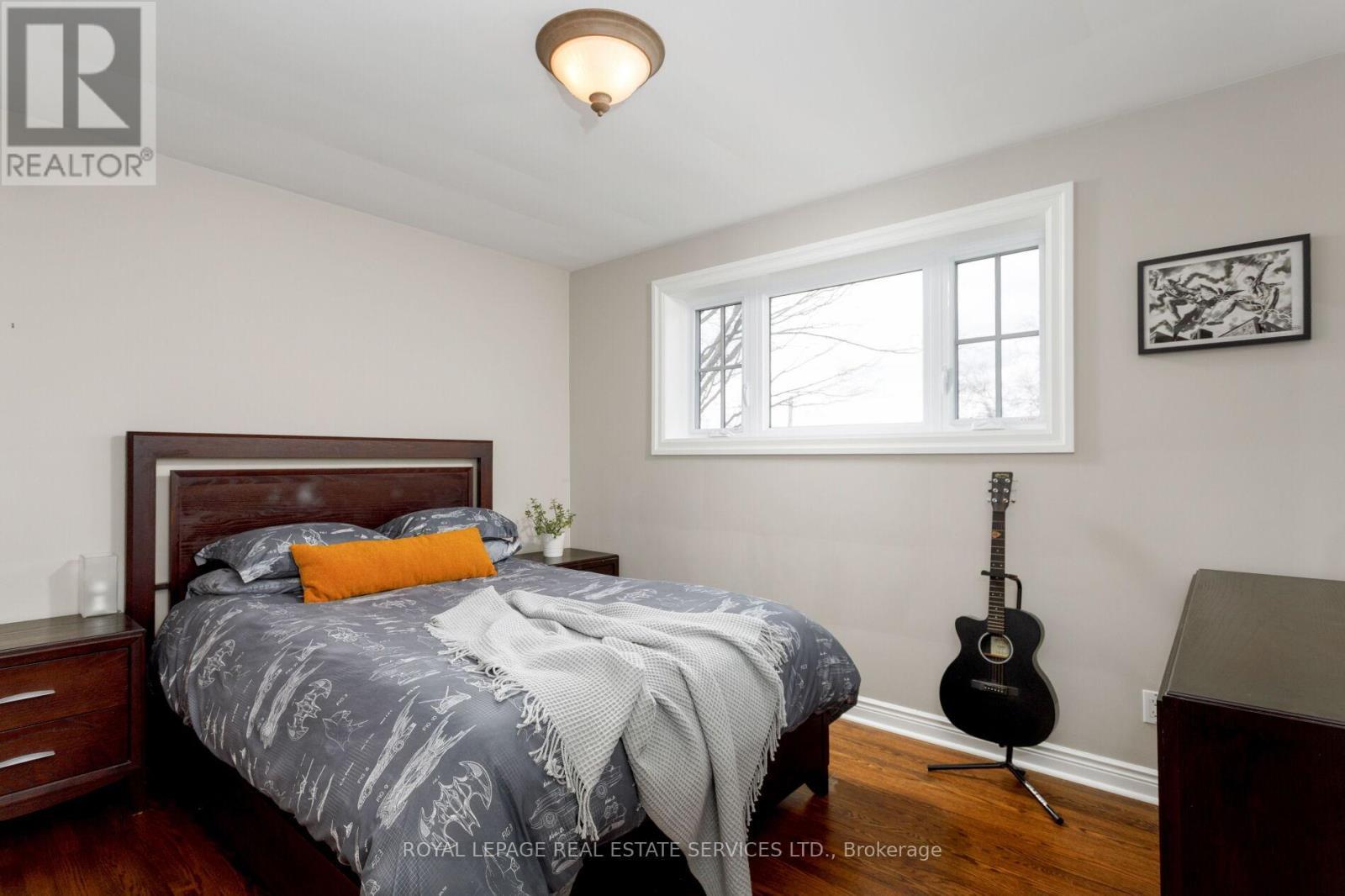 












2088 SAXON ROAD

,
Oakville,




Ontario
L6L2V2

