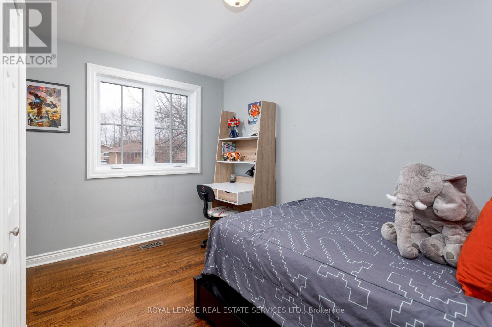 












2088 SAXON ROAD

,
Oakville,




Ontario
L6L2V2

