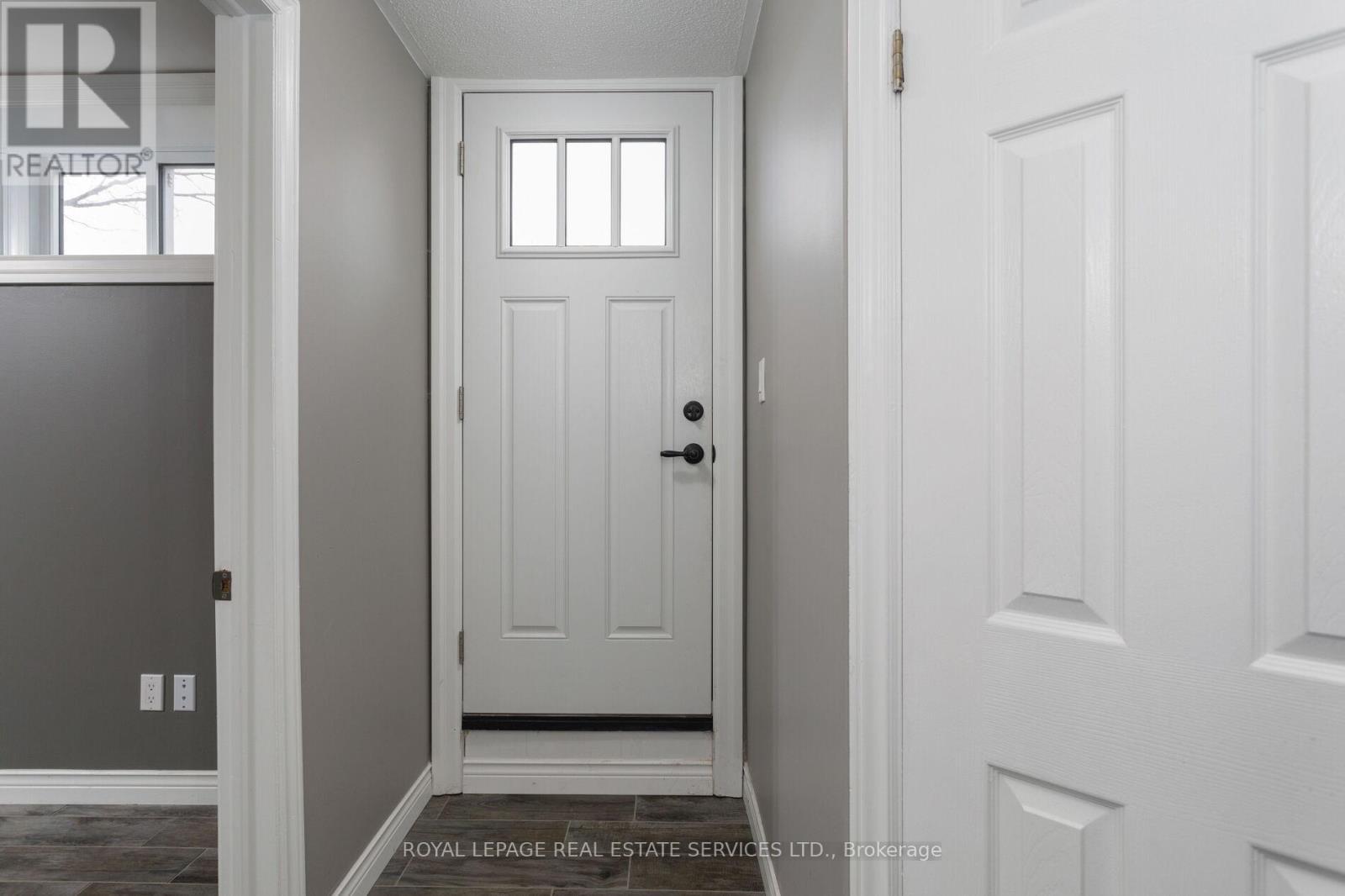 












2088 SAXON ROAD

,
Oakville,




Ontario
L6L2V2

