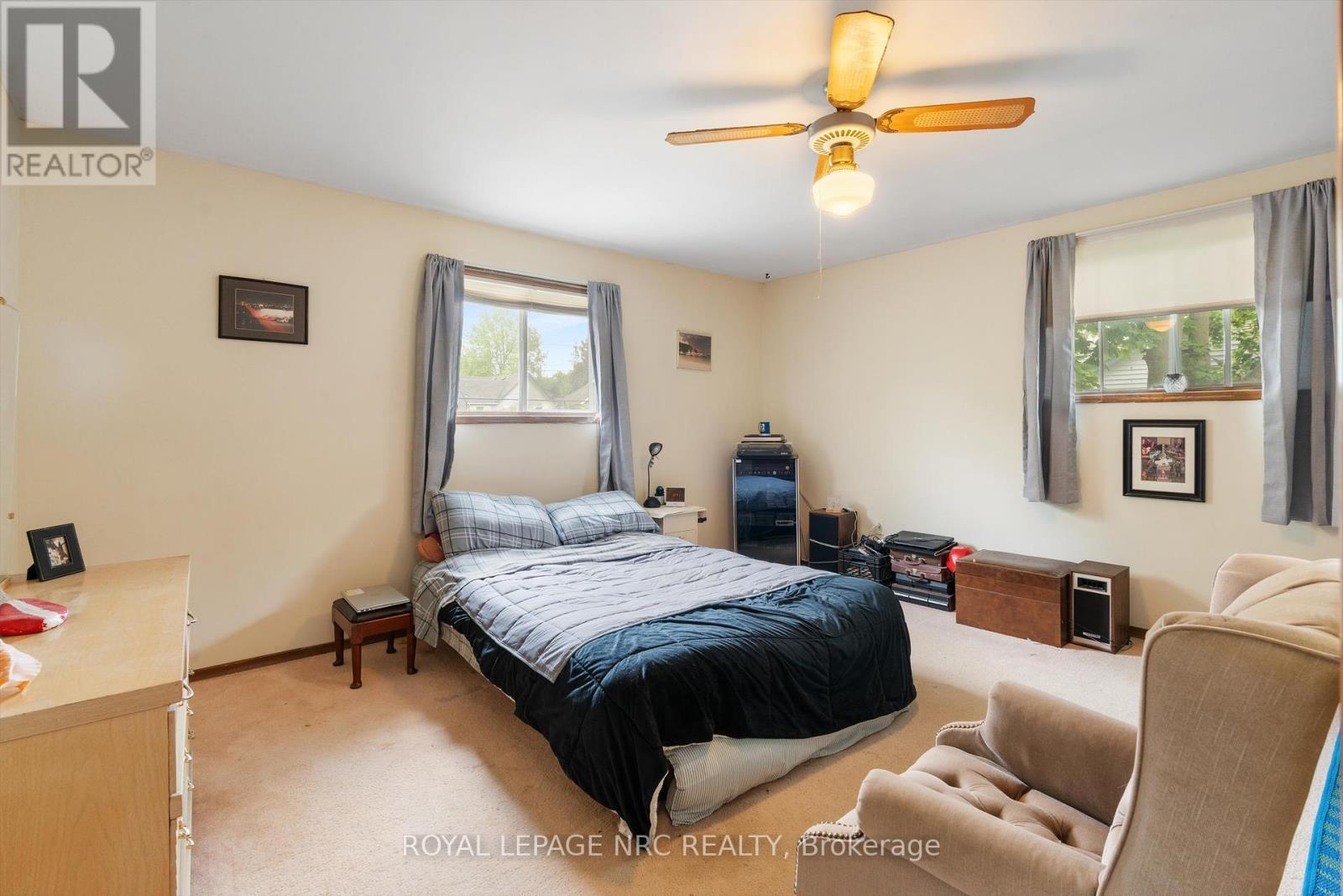 












154 DALHOUSIE AVENUE

,
St. Catharines (Port Dalhousie),




Ontario
L2N4X7

