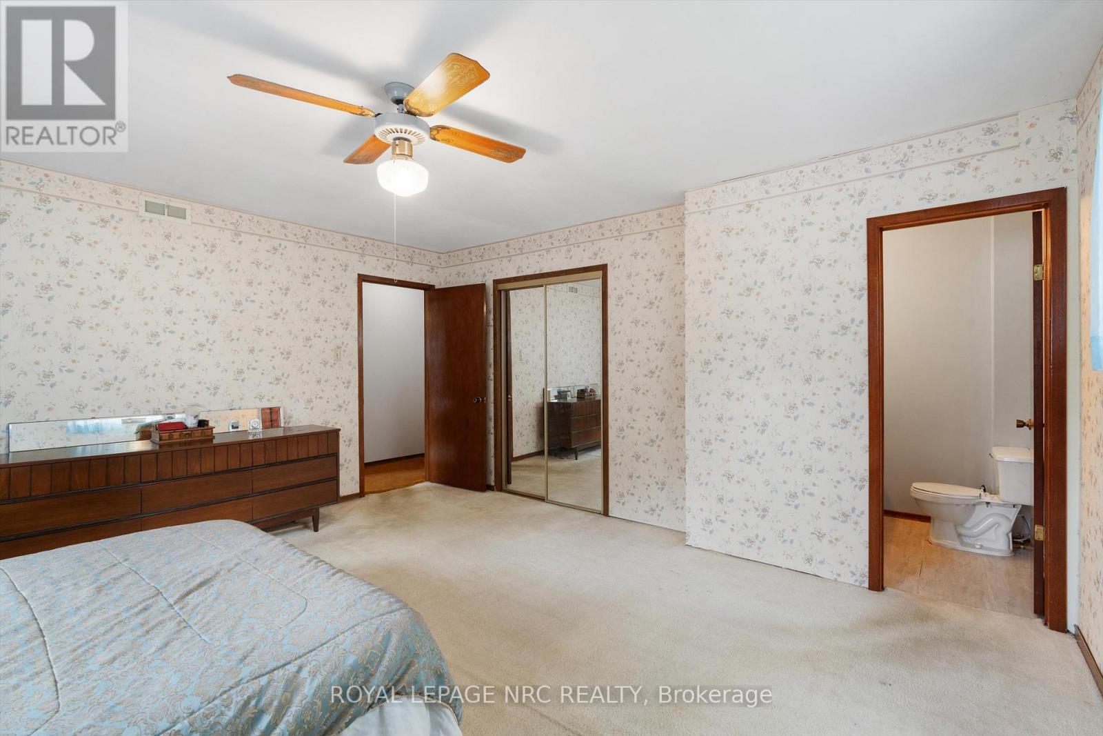 












154 DALHOUSIE AVENUE

,
St. Catharines (Port Dalhousie),




Ontario
L2N4X7


