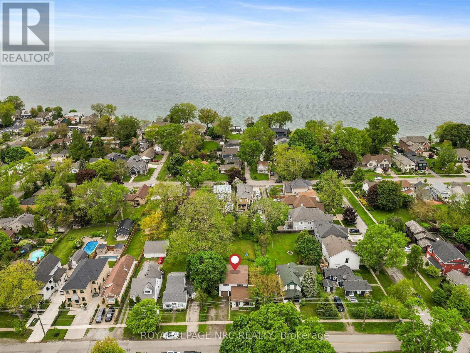 












154 DALHOUSIE AVENUE

,
St. Catharines (Port Dalhousie),




Ontario
L2N4X7

