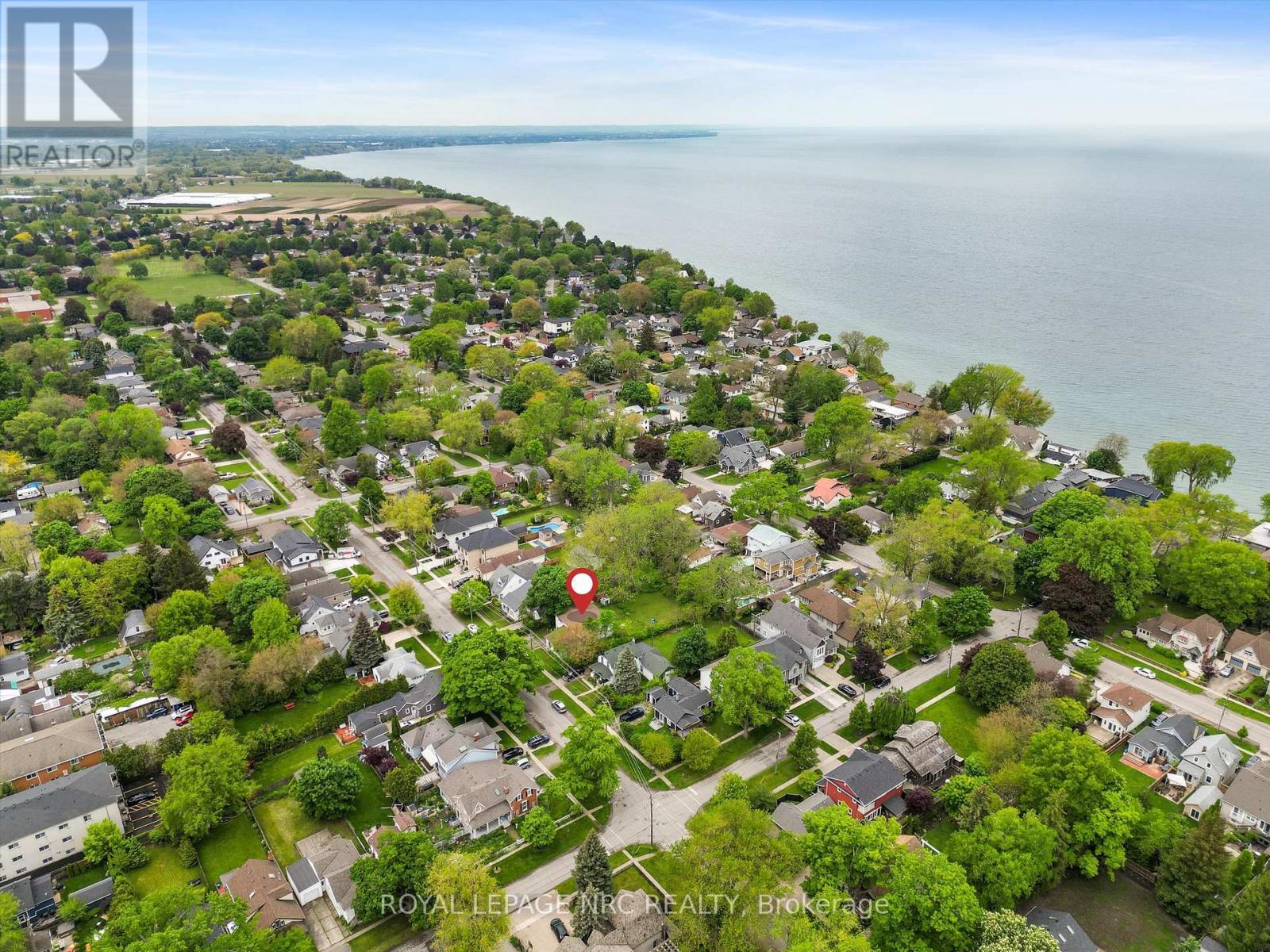 












154 DALHOUSIE AVENUE

,
St. Catharines (Port Dalhousie),




Ontario
L2N4X7

