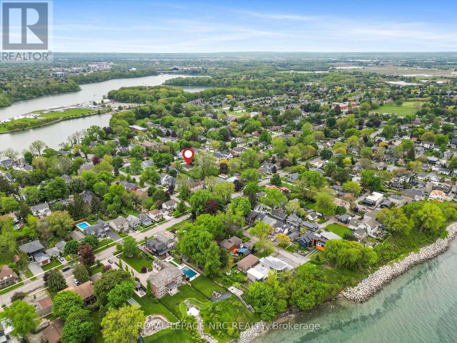 












154 DALHOUSIE AVENUE

,
St. Catharines (Port Dalhousie),




Ontario
L2N4X7


