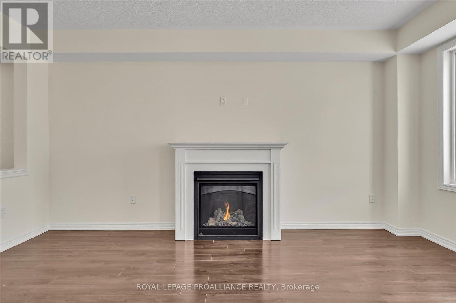 












902 BAMFORD TERRACE

,
Peterborough North (North),




Ontario
K9K0H4

