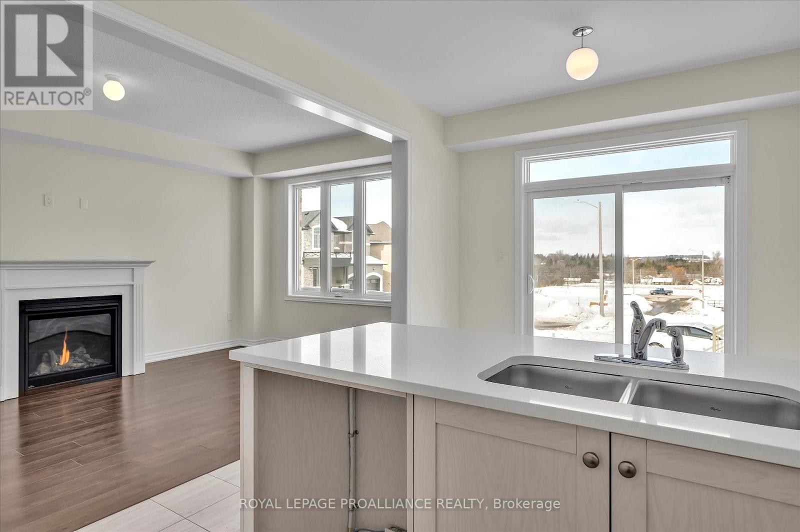 












902 BAMFORD TERRACE

,
Peterborough North (North),




Ontario
K9K0H4

