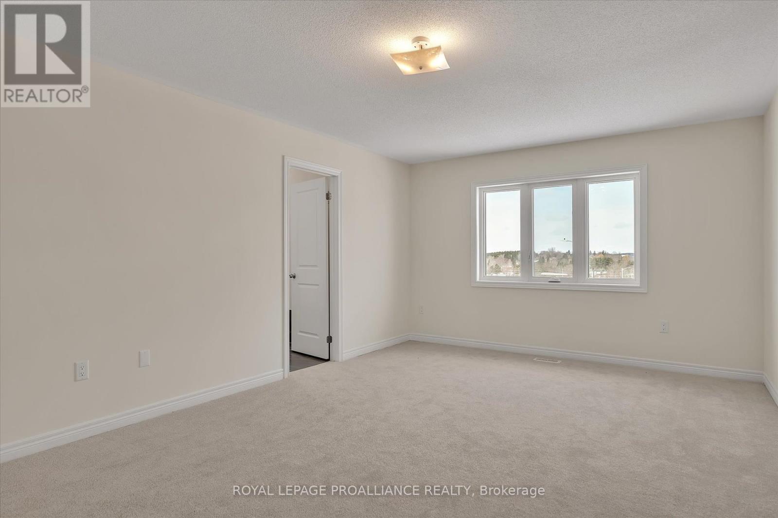 












902 BAMFORD TERRACE

,
Peterborough North (North),




Ontario
K9K0H4

