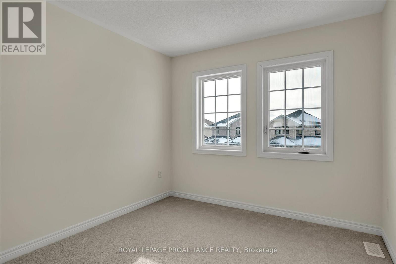 












902 BAMFORD TERRACE

,
Peterborough North (North),




Ontario
K9K0H4

