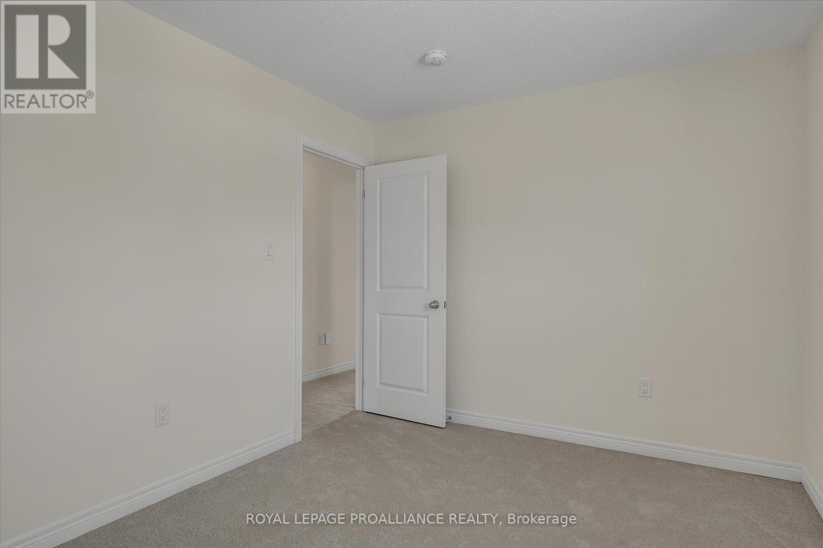 












902 BAMFORD TERRACE

,
Peterborough North (North),




Ontario
K9K0H4


