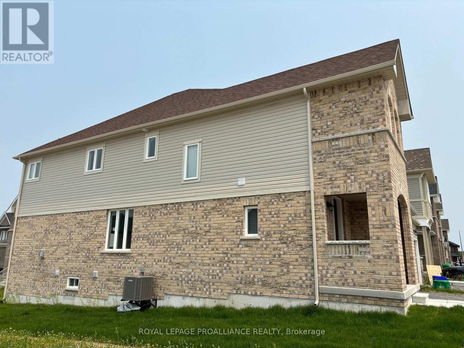 












902 BAMFORD TERRACE

,
Peterborough North (North),




Ontario
K9K0H4

