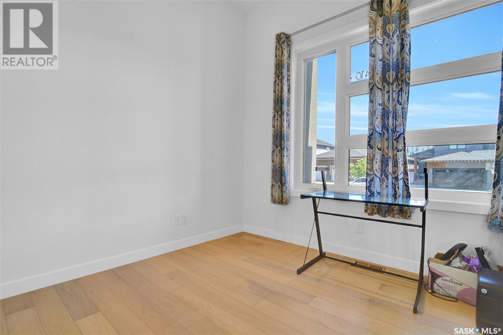 












3410 Green Brook ROAD

,
Regina,




Saskatchewan
S4V3K2

