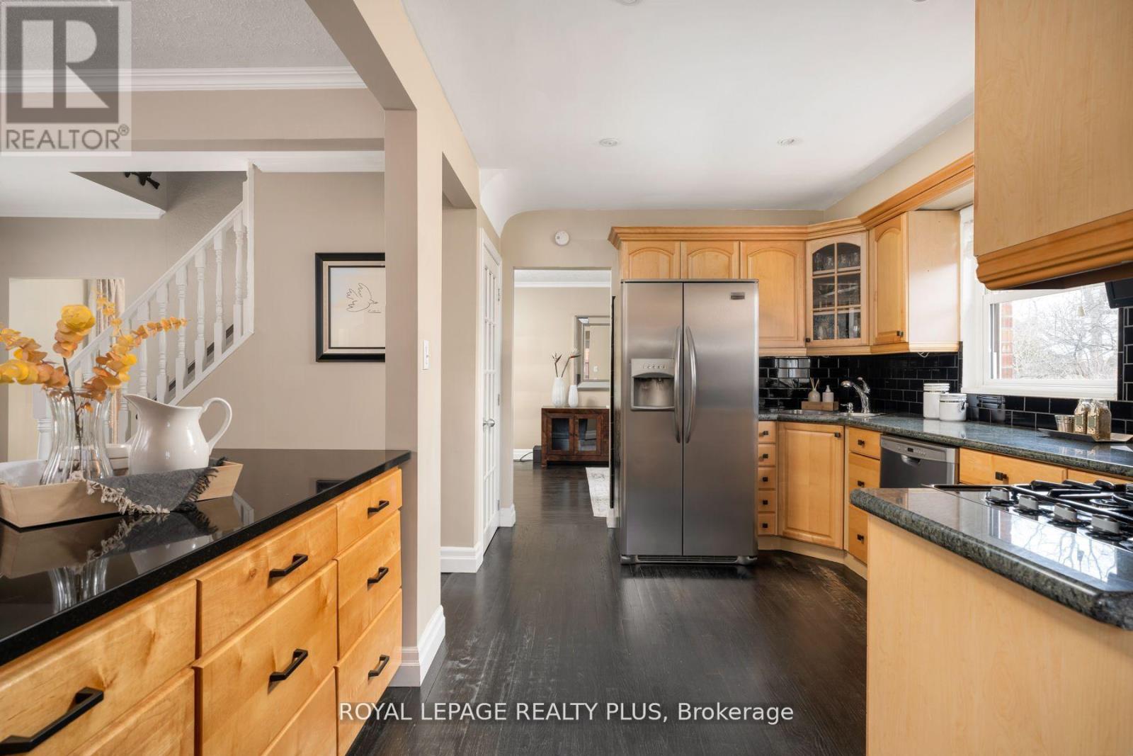 












2034 HARVEST DRIVE

,
Mississauga,




Ontario
L4Y1T6

