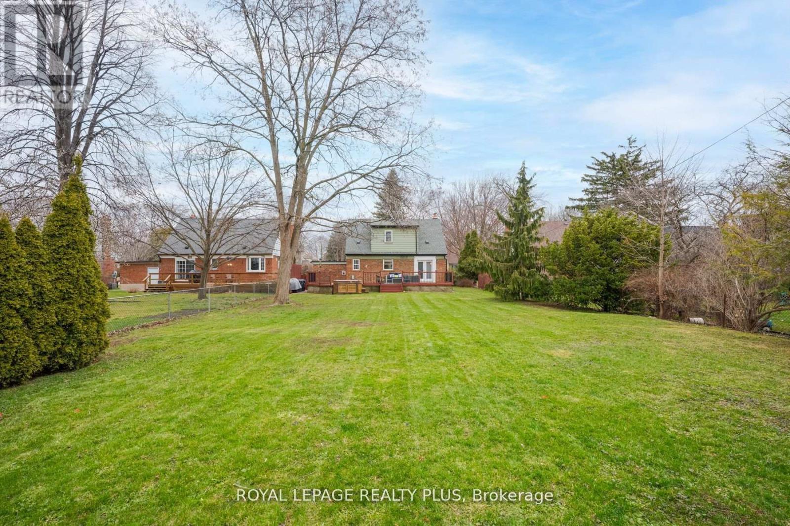 












2034 HARVEST DRIVE

,
Mississauga,




Ontario
L4Y1T6

