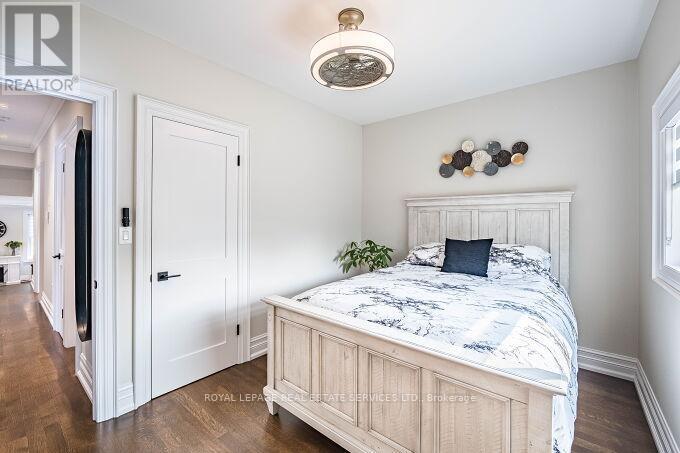 












500 CHANTENAY DRIVE

,
Mississauga,




Ontario
L5A1G2

