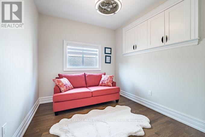 












500 CHANTENAY DRIVE

,
Mississauga,




Ontario
L5A1G2

