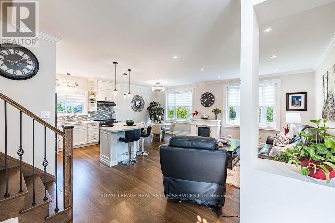 












500 CHANTENAY DRIVE

,
Mississauga,




Ontario
L5A1G2

