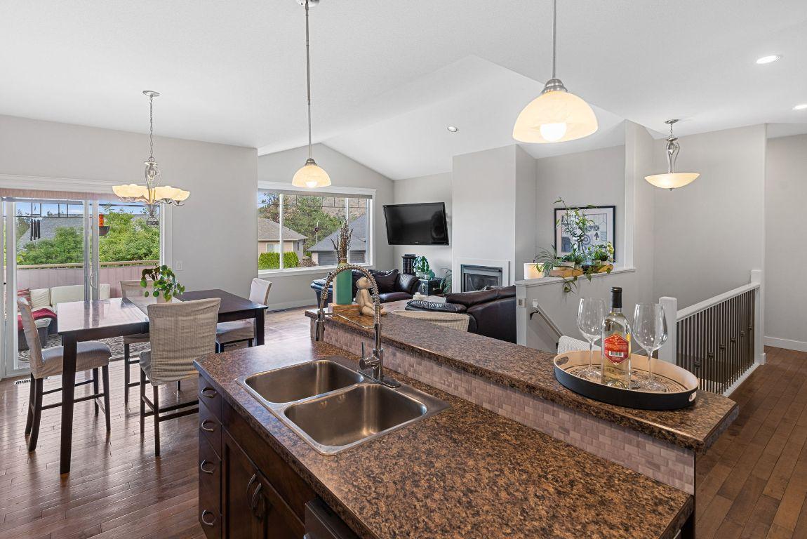 









2896


Bentley

Road,
West Kelowna,




BC
V4T 3B3


