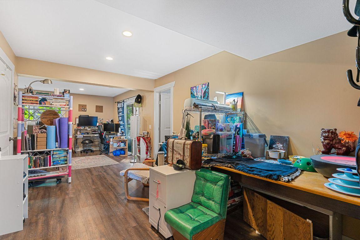 









2896


Bentley

Road,
West Kelowna,




BC
V4T 3B3

