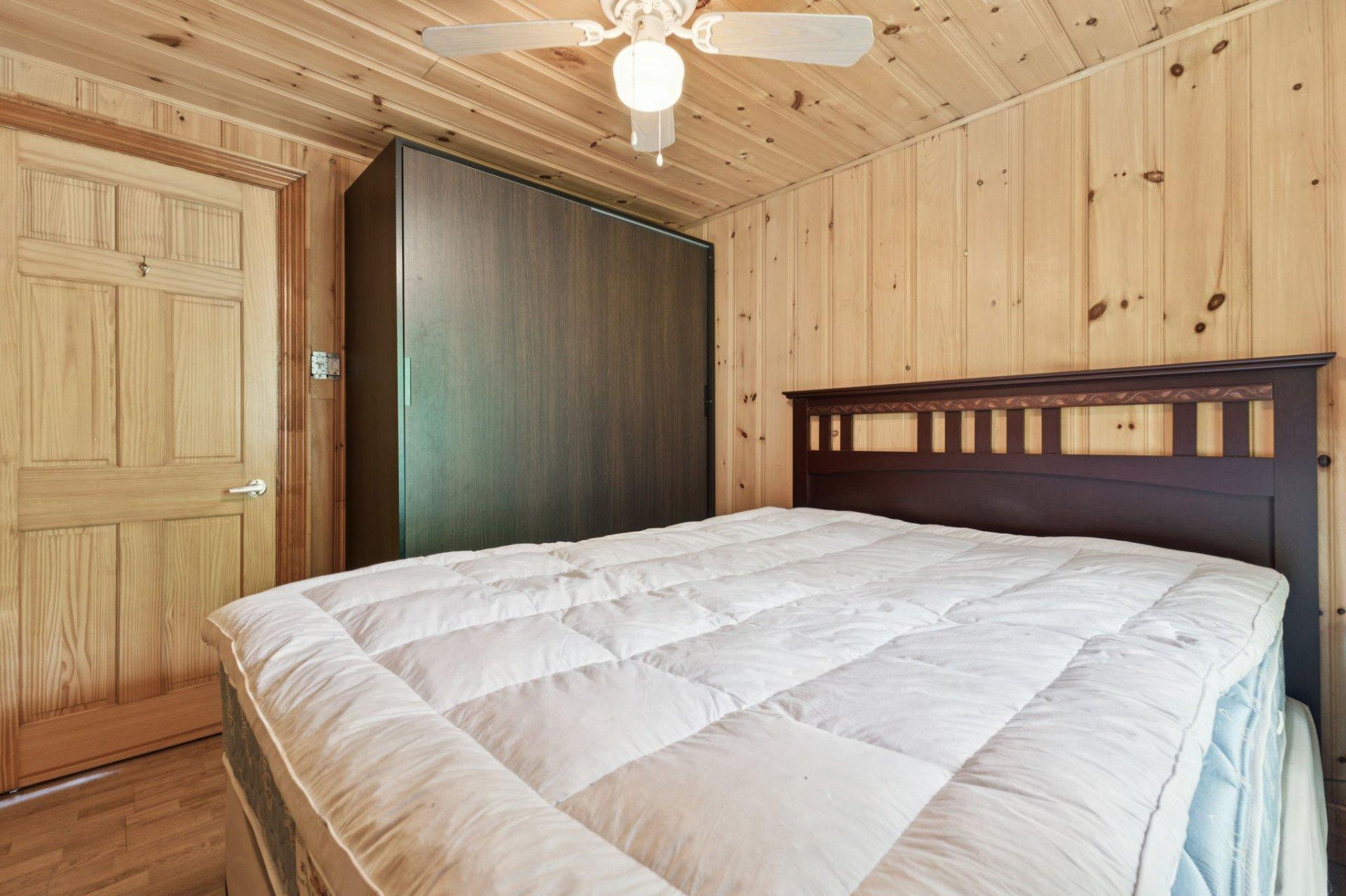 









118


Ch. du Lac-Bois-Franc

,
Val-des-Monts,




QC
J8N1C7

