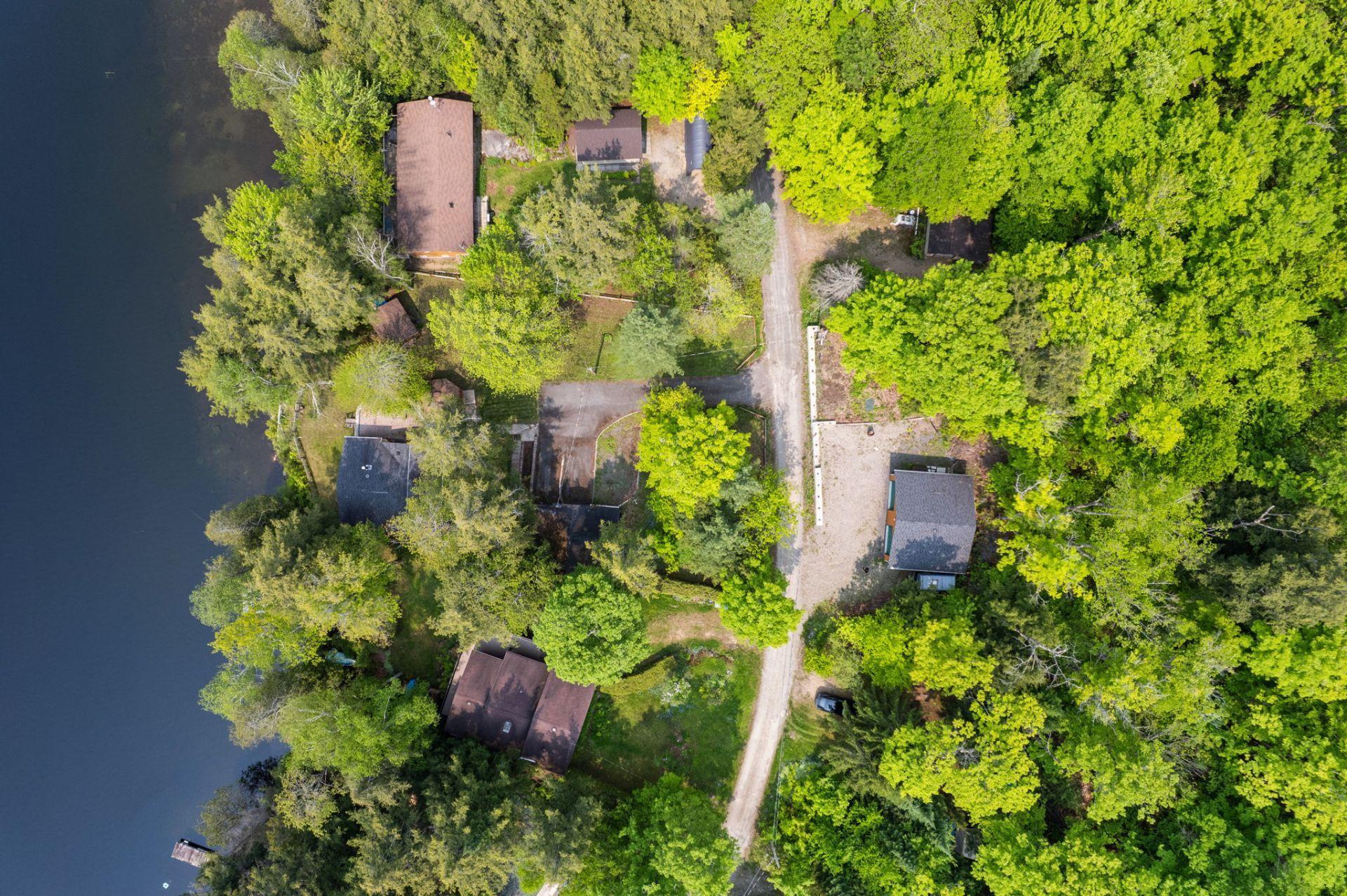 









118


Ch. du Lac-Bois-Franc

,
Val-des-Monts,




QC
J8N1C7

