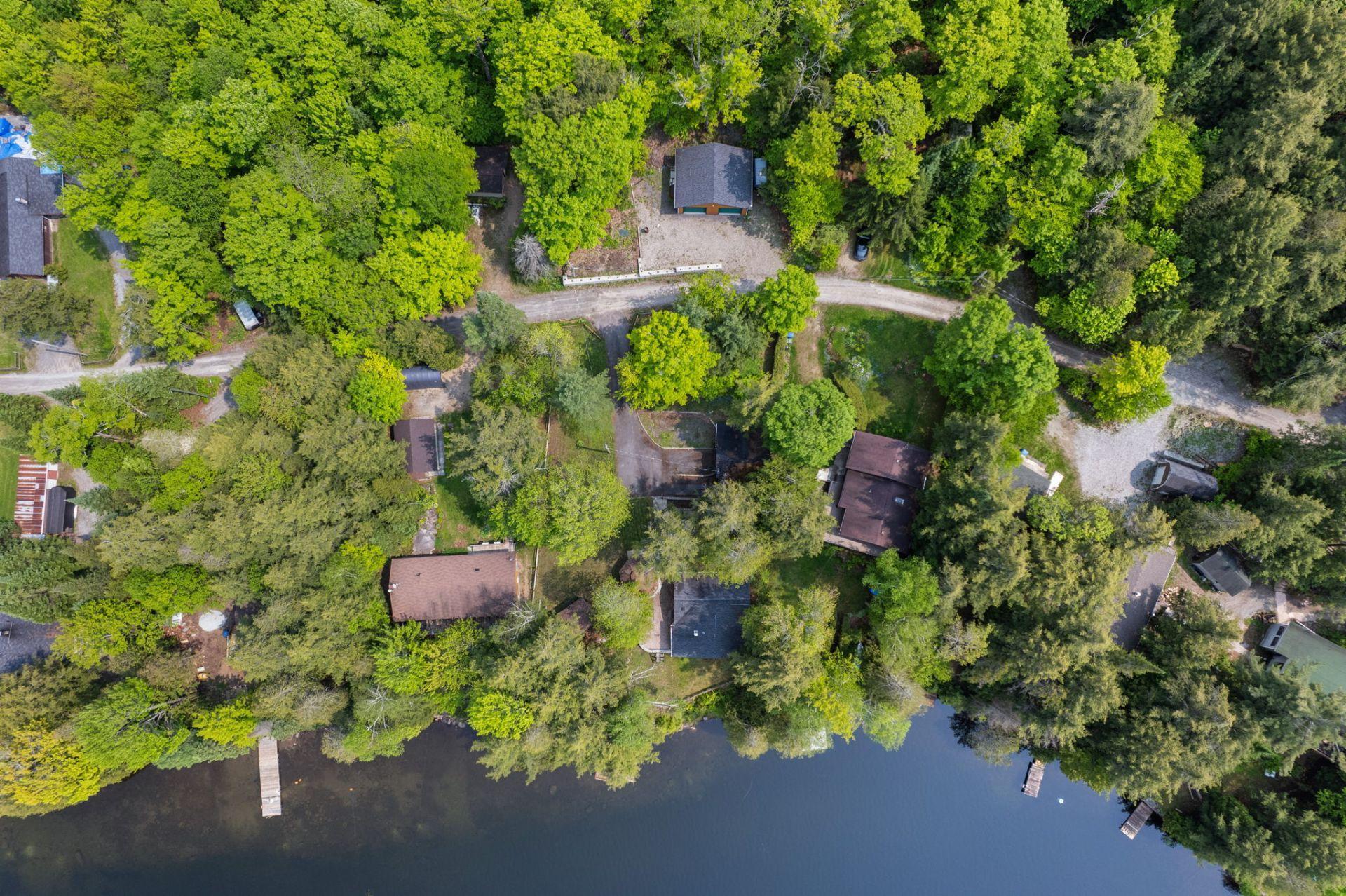 









118


Ch. du Lac-Bois-Franc

,
Val-des-Monts,




QC
J8N1C7


