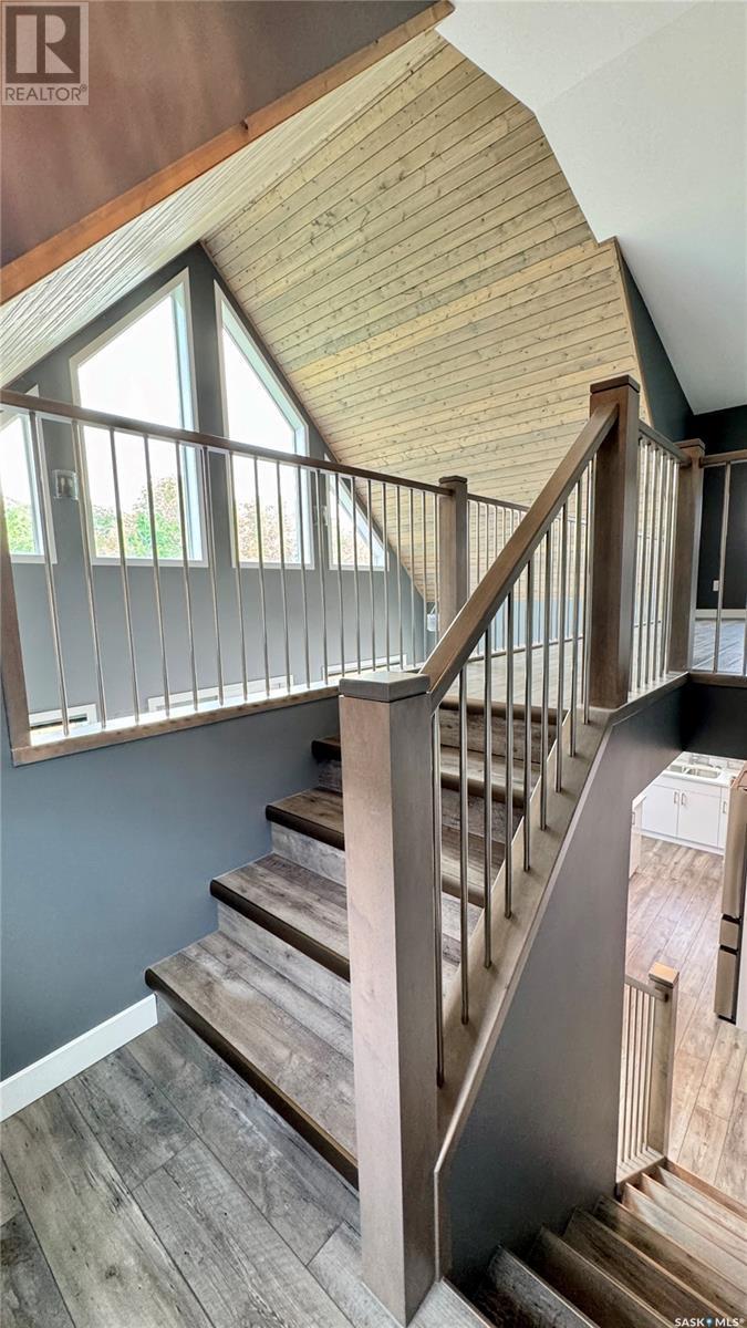 












102 Lakeside ROAD

,
Elbow,




Saskatchewan
S0H1J0

