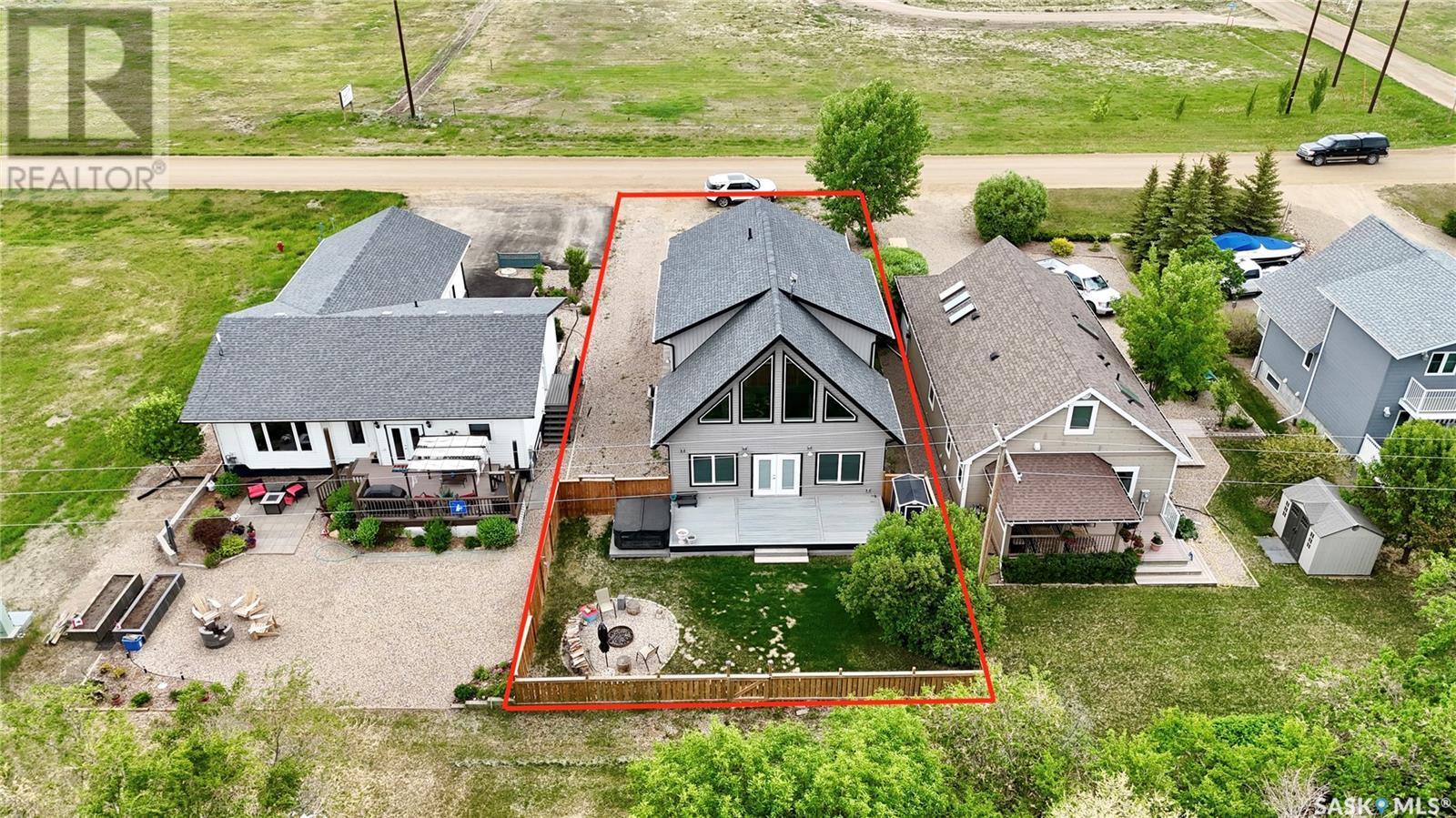 












102 Lakeside ROAD

,
Elbow,




Saskatchewan
S0H1J0

