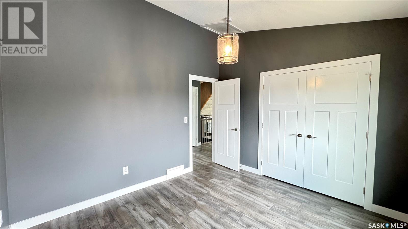 












102 Lakeside ROAD

,
Elbow,




Saskatchewan
S0H1J0

