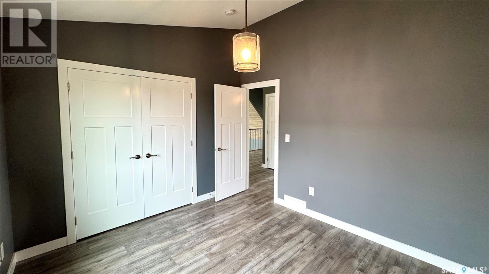 












102 Lakeside ROAD

,
Elbow,




Saskatchewan
S0H1J0

