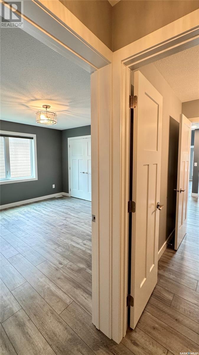 












102 Lakeside ROAD

,
Elbow,




Saskatchewan
S0H1J0

