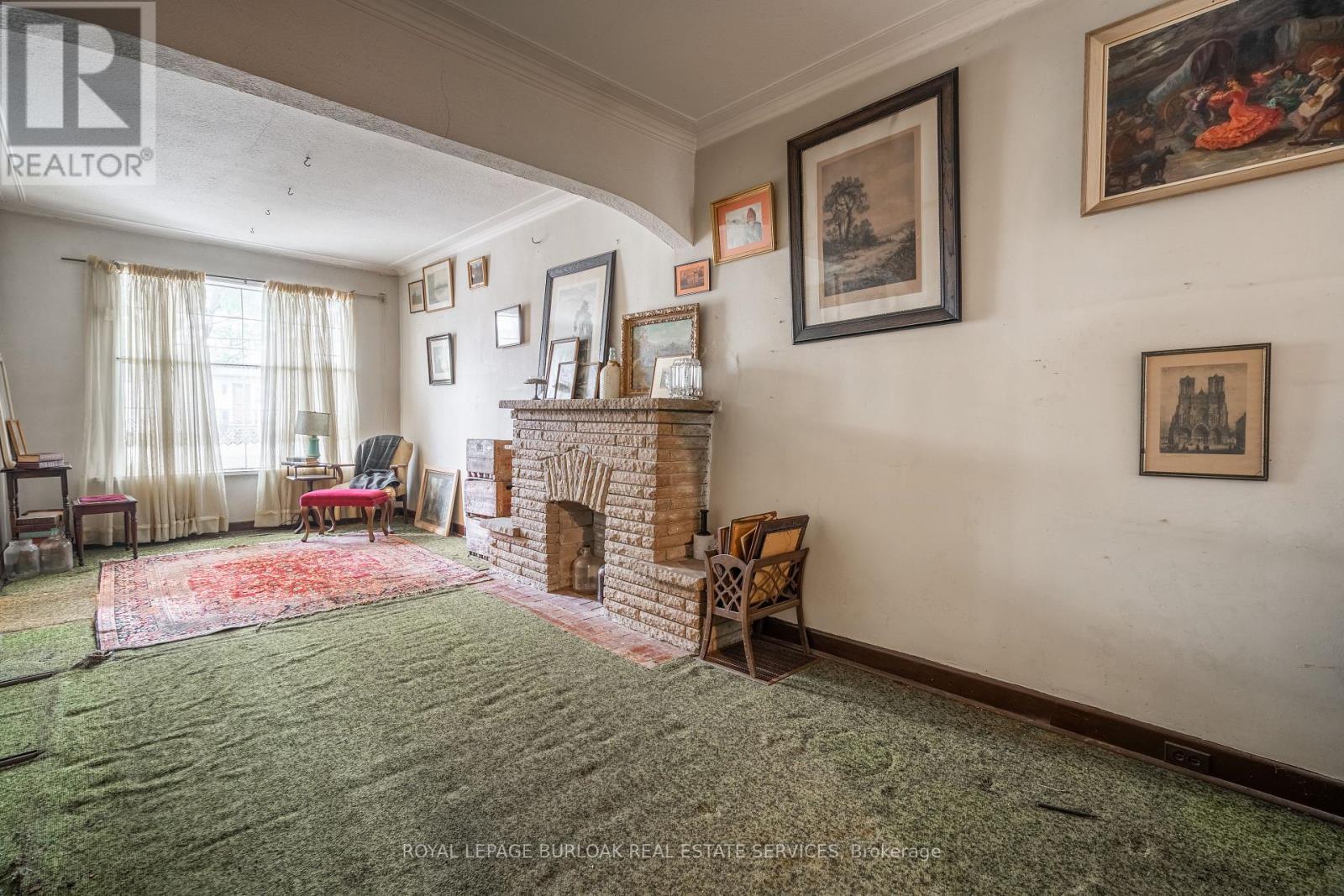 












18 SCARLETT ROAD

,
Toronto,




Ontario
M6N4K1

