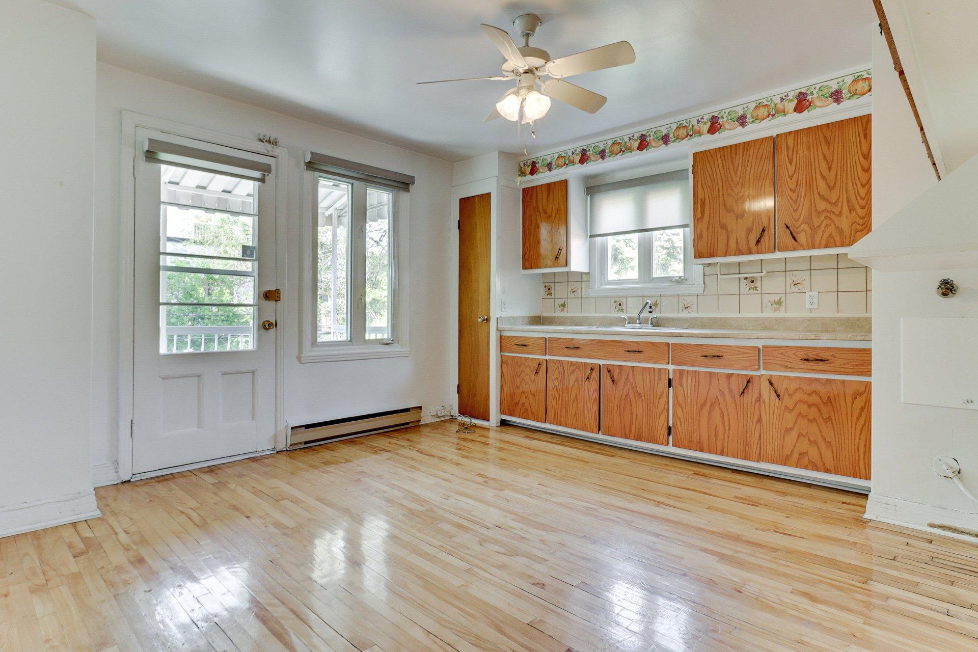 









3190

 - 3192


Rue Monsabré

,
Montréal (Mercier/Hochelaga-Maisonneuve),




QC
H1N2L5

