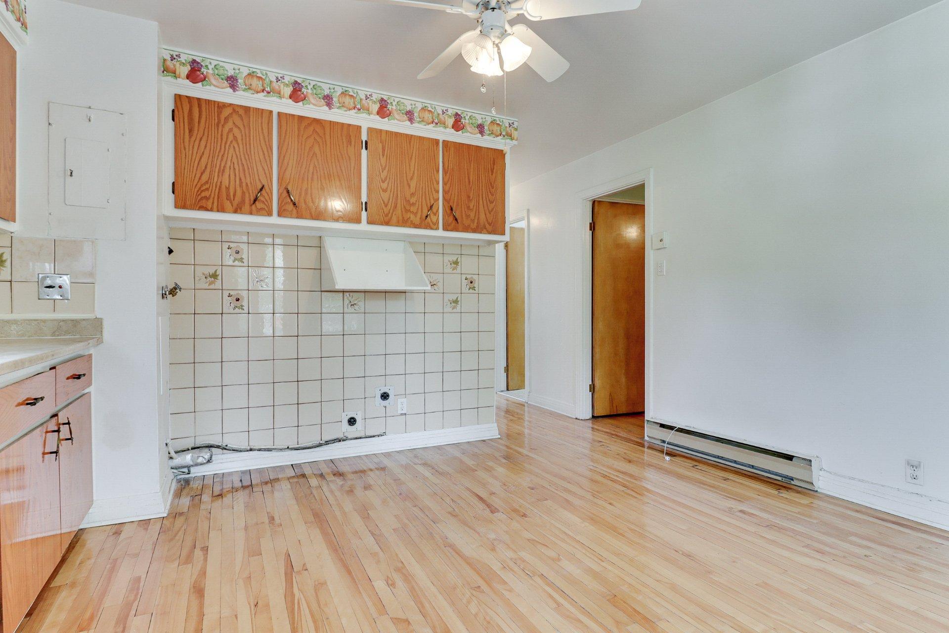 









3190

 - 3192


Rue Monsabré

,
Montréal (Mercier/Hochelaga-Maisonneuve),




QC
H1N2L5

